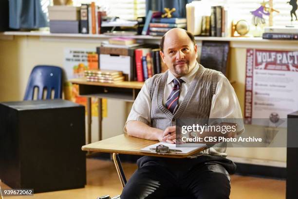 Killer Asteroids, Oklahoma, and a Frizzy Hair Machine" -Pictured: Mr. Lundy . A disappointing loss at the science fair sends Sheldon's life in a new...