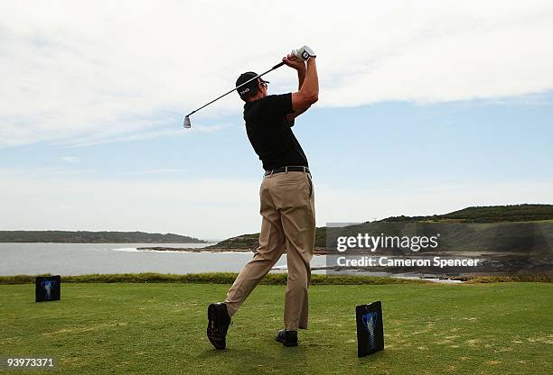 Nick O'Hern of Australia tees off on the sixth hole during the third round of the 2009 Australian Open at New South Wales Golf Club on December 5,...