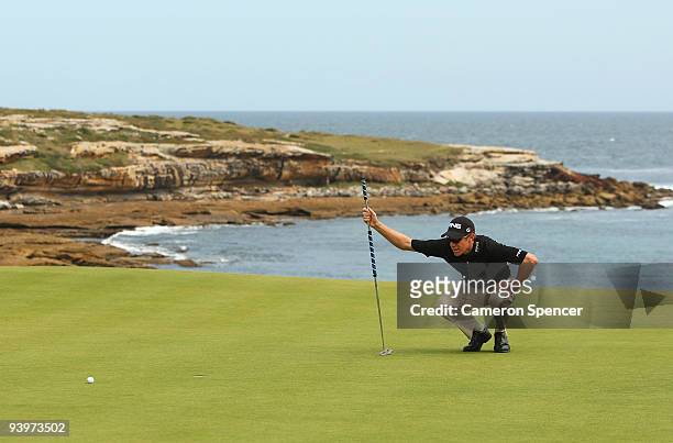 Nick O'Hern of Australia lines up a putt during the third round of the 2009 Australian Open at New South Wales Golf Club on December 5, 2009 in...
