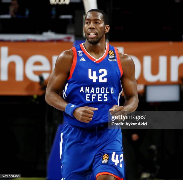 Bryant Dunston, #42 of Anadolu Efes Istanbul in action during the 2017/2018 Turkish Airlines EuroLeague Regular Season Round 29 game between Anadolu...