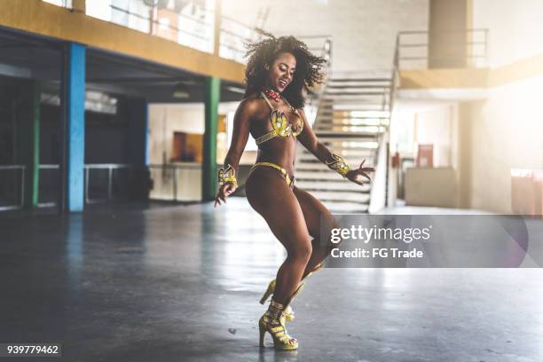 brazilian woman dancing samba. it's carnival party - dance gala stock pictures, royalty-free photos & images