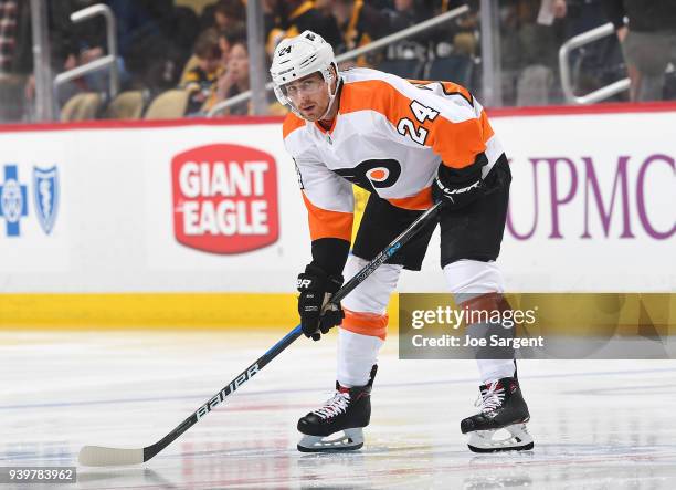 Matt Read of the Philadelphia Flyers skates against the Pittsburgh Penguins at PPG Paints Arena on March 25, 2018 in Pittsburgh, Pennsylvania.