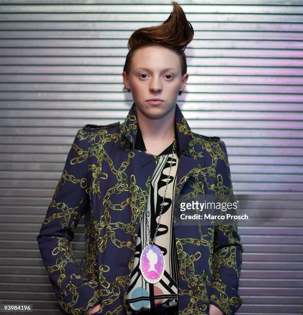 British singer Elly Jackson of La Roux poses after her live performance at the Alte Hauptpost on December 4, 2009 in Leipzig, Germany.