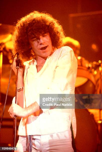 Dan McCafferty of Nazareth performing at the Auditorium Theater in Chicago, Illinois, April 22, 1977.