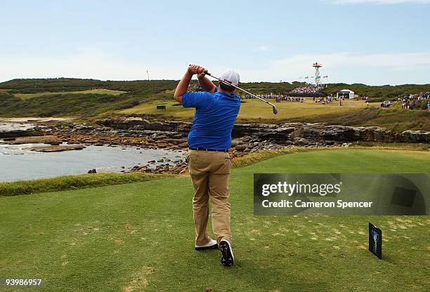 Jarrod Lyle of Australia plays a tee shot on the sixth hole during the third round of the 2009 Australian Open at New South Wales Golf Club on...