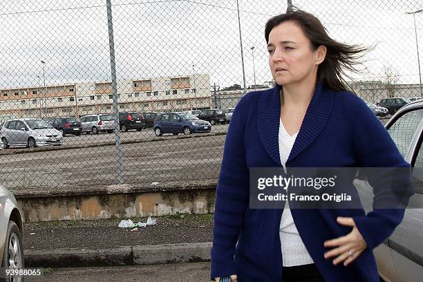 Edda Mellas, mother of Amanda Knox, arrives at the Perugia prison of Capanne for a visit to see Amanda on December 5, 2009 in Perugia, Italy. Amanda...