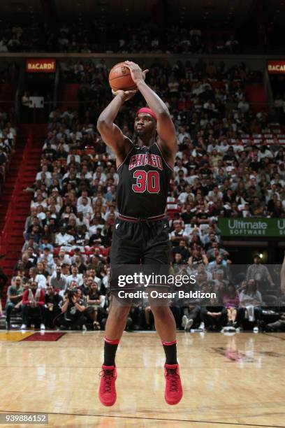 Noah Vonleh of the Chicago Bulls shoots a free throw against the Miami Heat on March 29, 2018 at American Airlines Arena in Miami, Florida. NOTE TO...