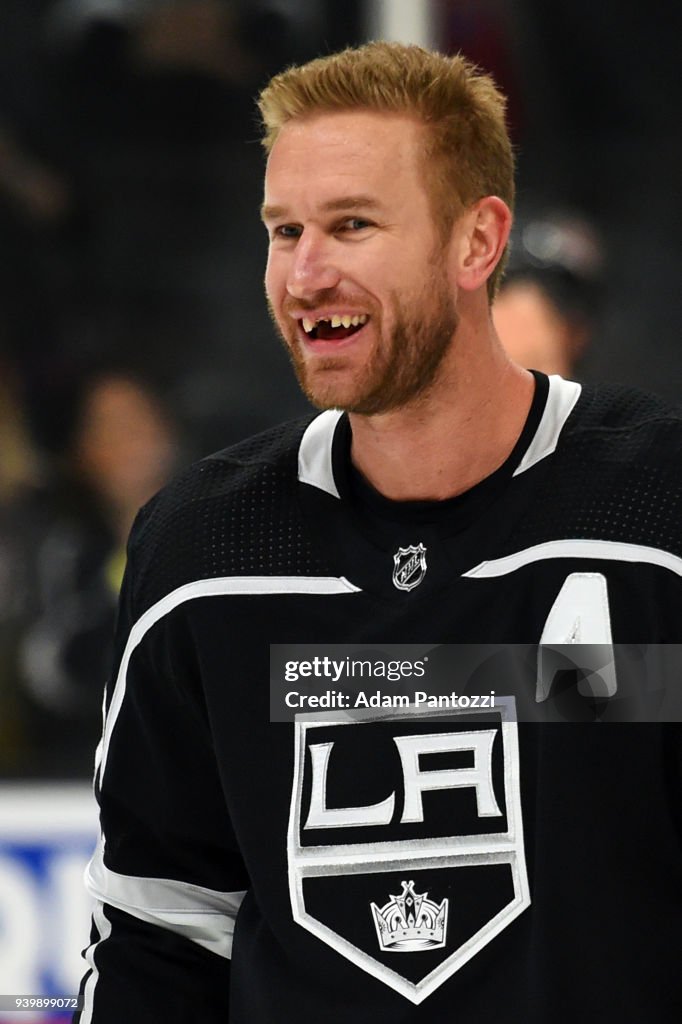 Arizona Coyotes v Los Angeles Kings