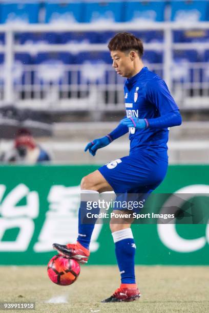 Yeom Ki-Hun of Suwon Samsung Bluewings in action during the AFC Champions League 2018 Playoff match between Suwon Samsung Bluewings and Thanh Hoa at...