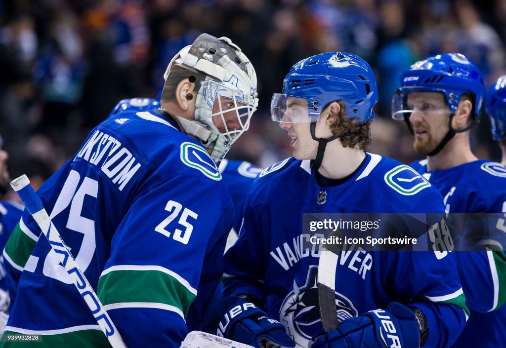 NHL: MAR 29 Oilers at Canucks