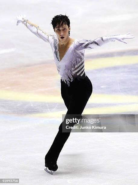 Johnny Weir of the USA competes in the Men Free Skating on the day three of ISU Grand Prix of Figure Skating Final at Yoyogi National Gymnasium on...