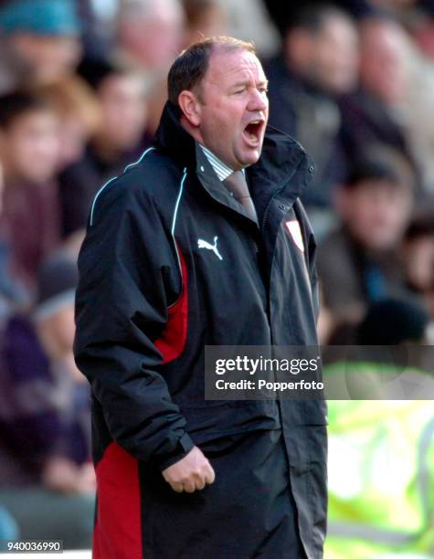 Bristol City manager Gary Johnson shouts from the touchline during the League 1 match between Brentford and Bristol City at Griffin Park in London on...