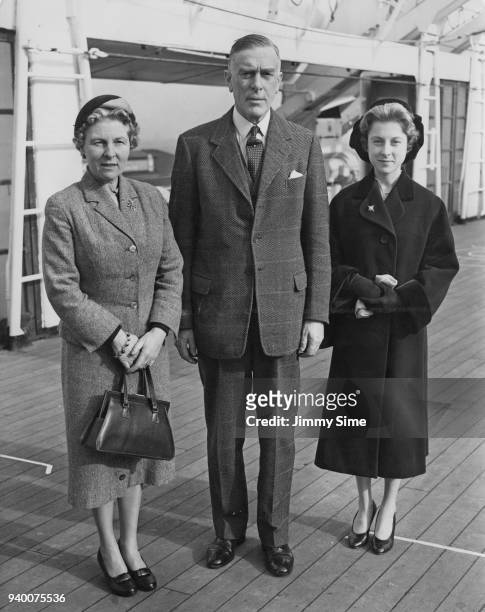 Colonel Henry Abel Smith leaves Tilbury on the P&O liner 'Himalaya' to take up his appointment as Governor of Queensland, 15th February 1958. He is...