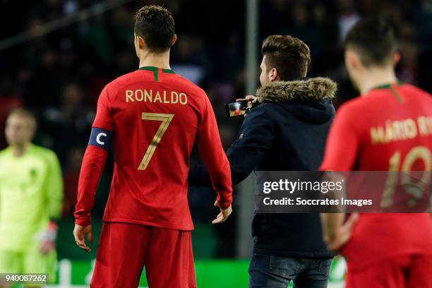 Portugal supporter take a selfie with Cristiano Ronaldo of Portugal, during the International Friendly match between Portugal v Holland at the Stade...