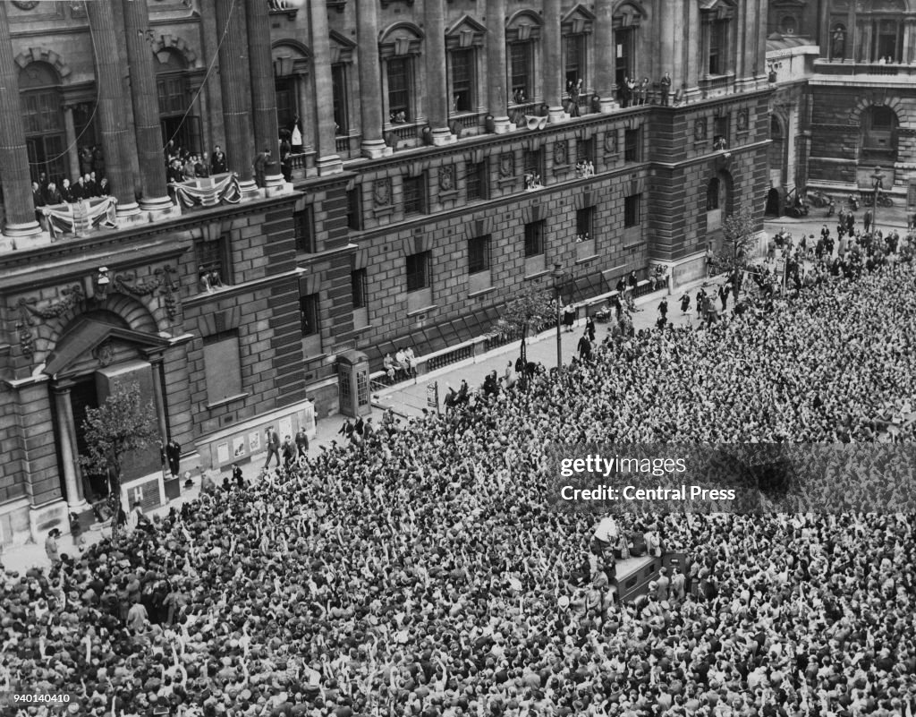 Churchill On VE Day