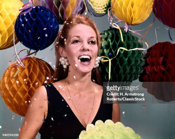 1960s LAUGHING WOMAN BIG PEARL EARRINGS BACKGROUND PARTY BALLOONS DECORATIONS CONFETTI STREAMERS CELEBRATION