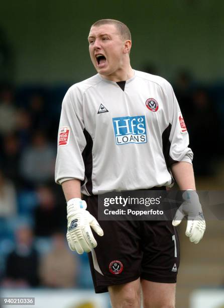 Sheffield United goalkeeper Paddy Kenny shouting during the Coca-Cola Championship match between Gillingham and Sheffield United at the Priestfield...