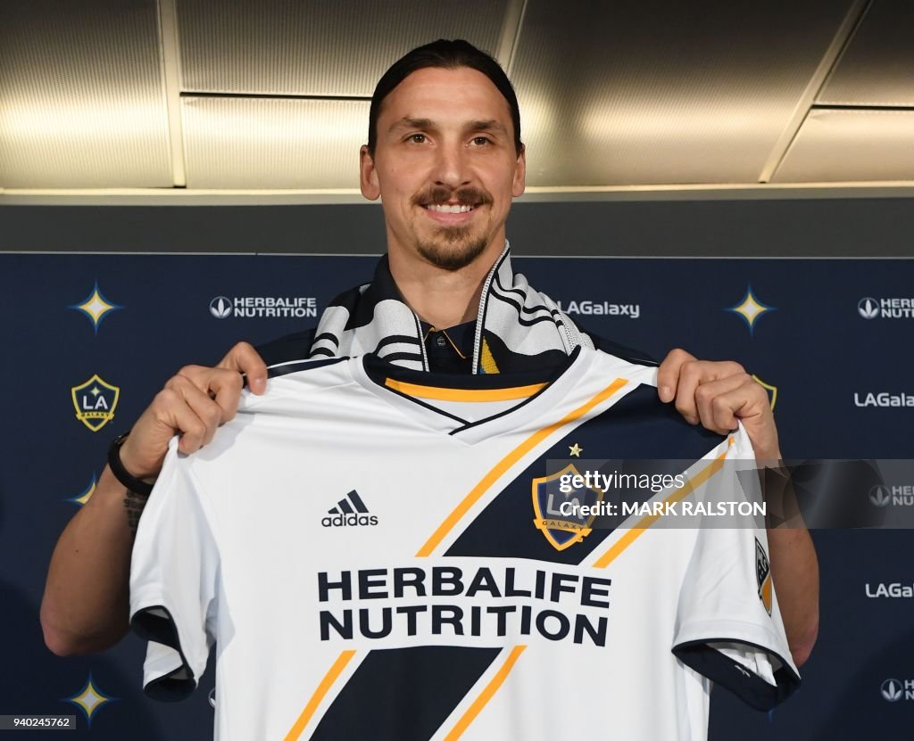TOPSHOT-FBL-US-IBRAHIMOVIC-LA GALAXY