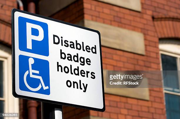 portautensili solo segno distintivo per disabili - handicap foto e immagini stock