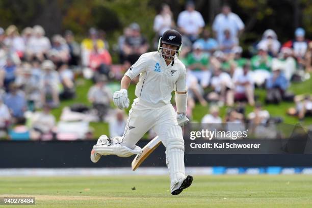 Watling of New Zealand makes a run during day two of the Second Test match between New Zealand and England at Hagley Oval on March 31, 2018 in...