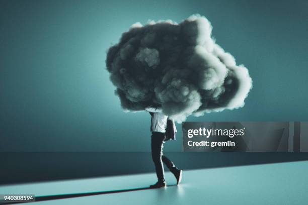 immagine concettuale umoristica del cloud computing mobile - indifferenza foto e immagini stock