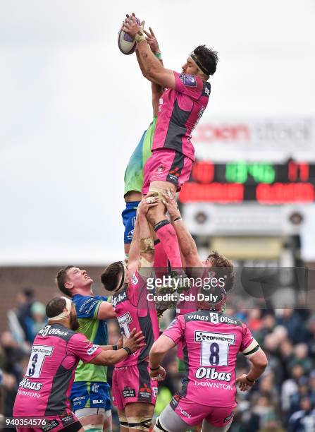 Galway , Ireland - 31 March 2018; Jeremy Thrush of Gloucester wins a line-out during the European Rugby Challenge Cup Quarter-Final match between...