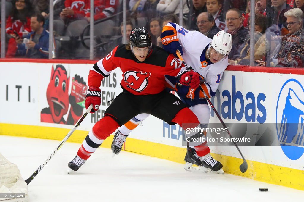 NHL: MAR 31 Islanders at Devils