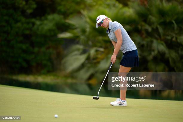 Jodi Haywart Shadoff of England mattempts a putt on the fifth green during round three of the ANA Inspiration on the Dinah Shore Tournament Course at...