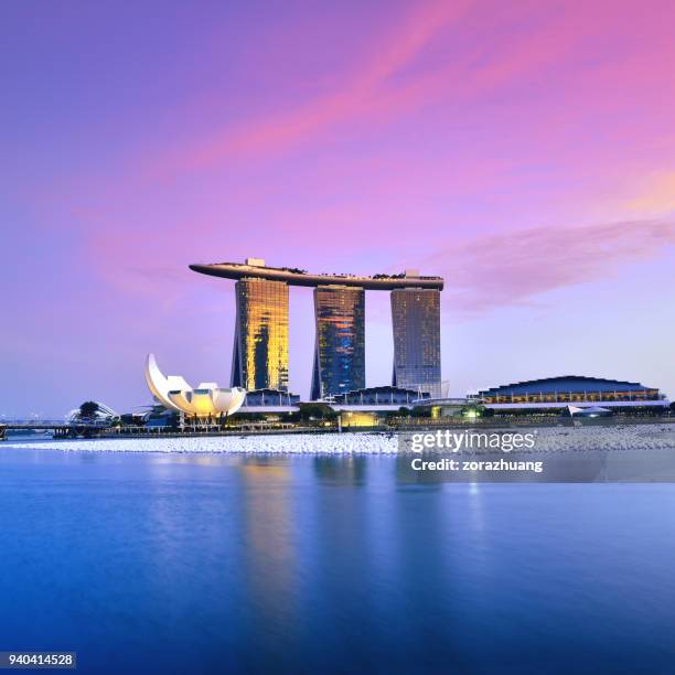 singapore's marina bay - marina bay sands stock pictures, royalty-free photos & images