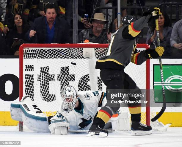William Karlsson of the Vegas Golden Knights scores a short-handed game-winning goal against Martin Jones of the San Jose Sharks in the third period...