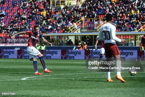 Erik Pulgar of Bologna FC scores the opening goal during the serie A match between Bologna FC and AS Roma at Stadio Renato Dall'Ara on March 31, 2018...