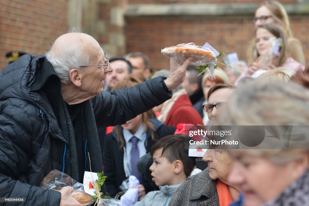 Holy Saturday's Blessing of the food in Krakow