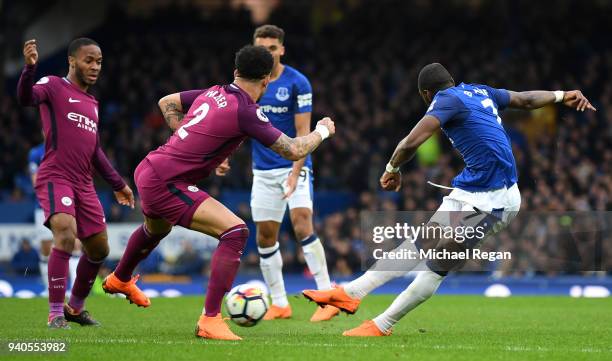 Yannick Bolasie of Everton scores his sides first goal during the Premier League match between Everton and Manchester City at Goodison Park on March...