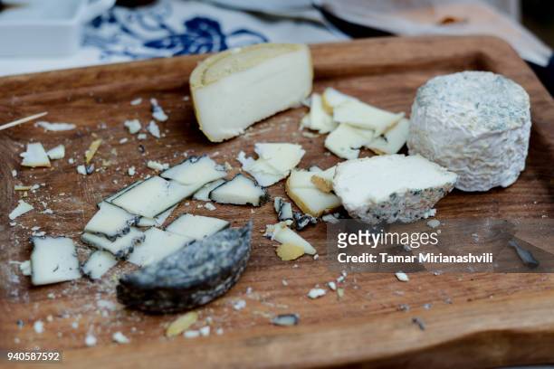 blue cheese mix - tamar of georgia fotografías e imágenes de stock