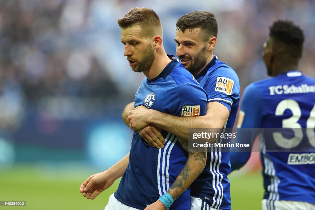 FC Schalke 04 v Sport-Club Freiburg - Bundesliga