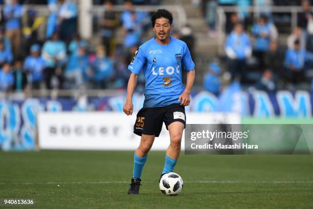 Daisuke Matsui of Yokohama FC in action during the J.League J2 match between Yokohama FC and Zweigen Kanazawa at Nippatsu Mitsuzawa Stadium on April...