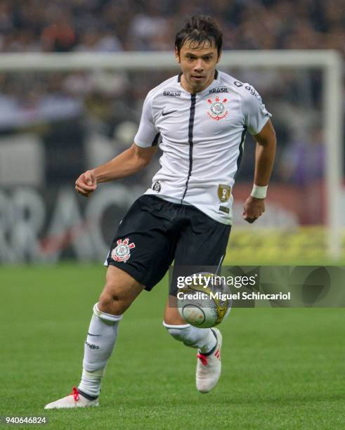 Angel Romero of Corinthians control the ball during a first match between Corinthians and Palmeiras in the final of the Paulista Championship 2018 at...