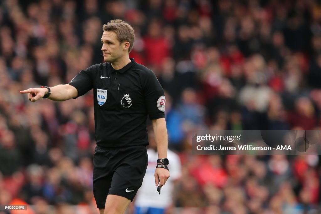 Arsenal v Stoke City - Premier League