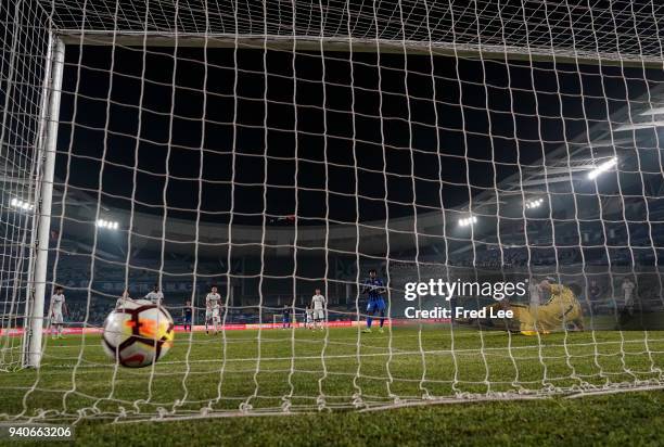 Richmond Boakye of Jiangsu Suning FC scores his team's goal during the 2018 Chinese Super League match between Jiangsu Suning and Tianjin Teda at...