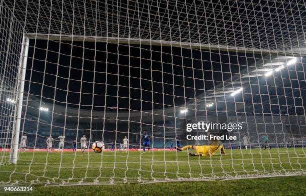 Richmond Boakye of Jiangsu Suning FC scores his team's goal during the 2018 Chinese Super League match between Jiangsu Suning and Tianjin Teda at...