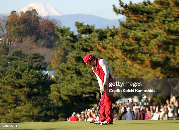 Ryo Ishikawa of Japan looks chips onto the green during the final round of Nippon Series JT Cup at Tokyo Yomiuri Country Club on December 6, 2009 in...