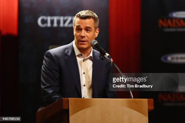 Werner Ladder Naismith Men's College Coach of the Year Tony Bennett of the Virginia Cavaliers speaks during the 2018 Naismith Awards Brunch at the...