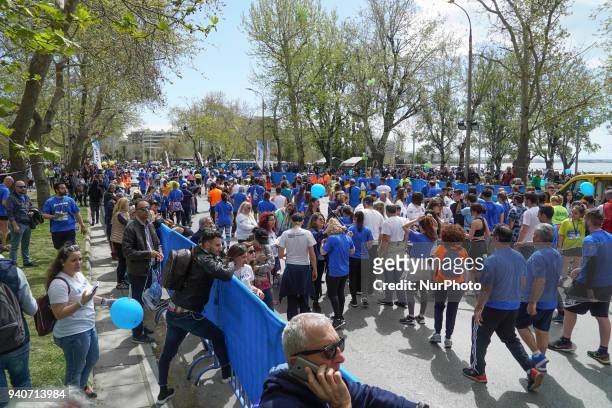 More than 20.000 people crossed the finish line after the run in the 13th International Marathon Alexander the Great in Thessaloniki, Greece, on 1st...