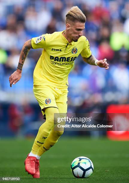 Samuel Castillejo of Villarreal CF in action during the La Liga match between Malaga and Villarreal at Estadio La Rosaleda on April 1, 2018 in...