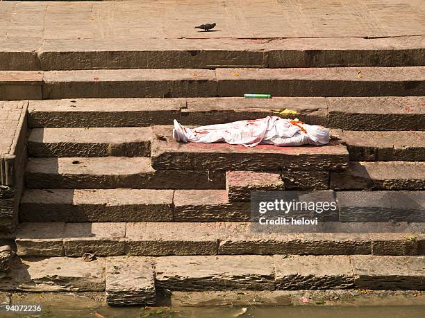 dead body to be cremated,pashupatinath - hinduism stock pictures, royalty-free photos & images