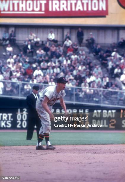 Shortstop Harvey Kuenn of the Detroit Tigers defends during an MLB game against the New York Yankees on May 13, 1955 at Yankee Stadium in the Bronx,...