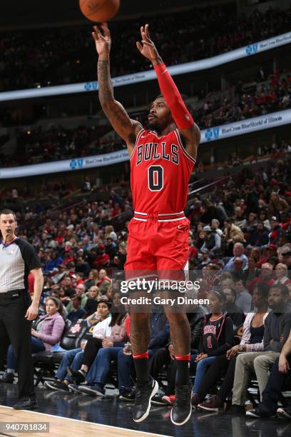 Sean Kilpatrick of the Chicago Bulls shoots the ball against the Washington Wizards on April 1, 2018 at the United Center in Chicago, Illinois. NOTE...