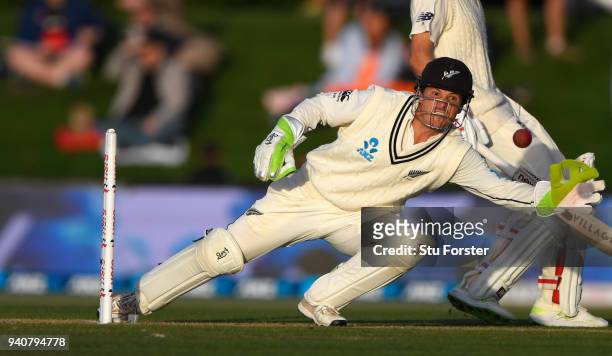 New Zealand wicketkeeper BJ Watling in action during day three of the Second Test Match between the New Zealand Black Caps and England at Hagley Oval...