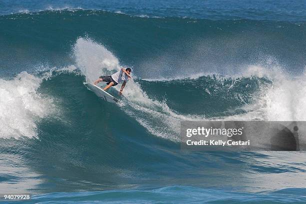 Joel Parkinson wins the final of the final of the O'Neill World Cup of Surfing on December 6, 2009 in Sunset Beach, Hawaii. On December 6, 2009 in...