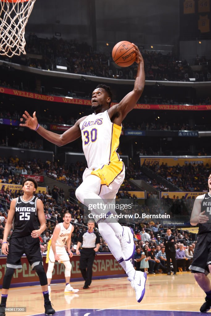 Sacramento Kings v Los Angeles Lakers